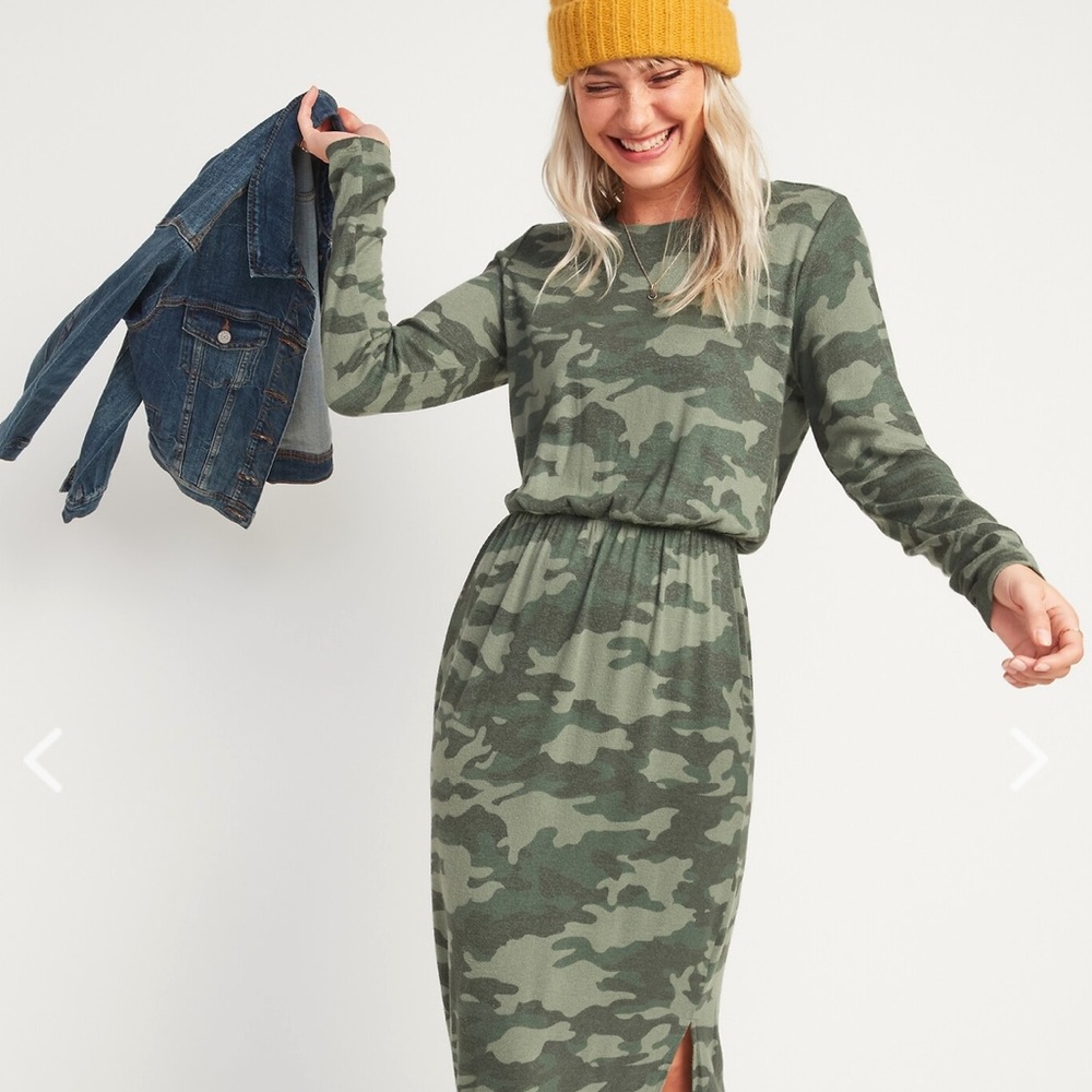 Old Navy Long-Sleeve Midi T-Shirt Dress